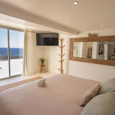 Les Suites Love 3 Spa Vue Mer Piscine Marseille Exterior photo